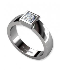 enstensring i vitguld med prinsess slipad diamant