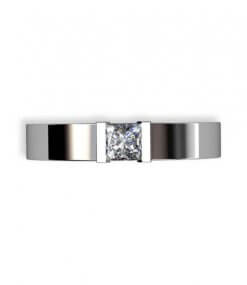 enstenring med prinsess slipad diamant