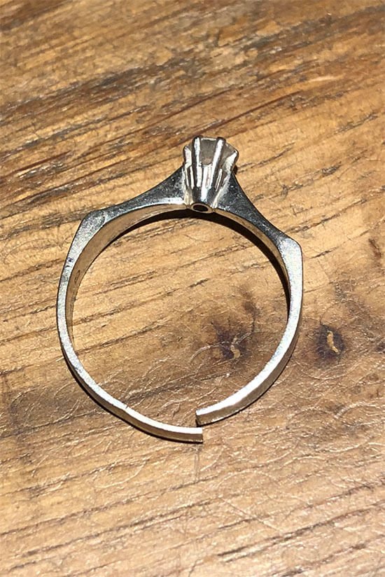 trasig tunn enstensring