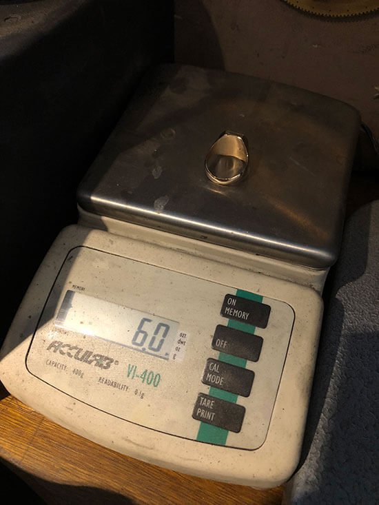 väga klackring i guld