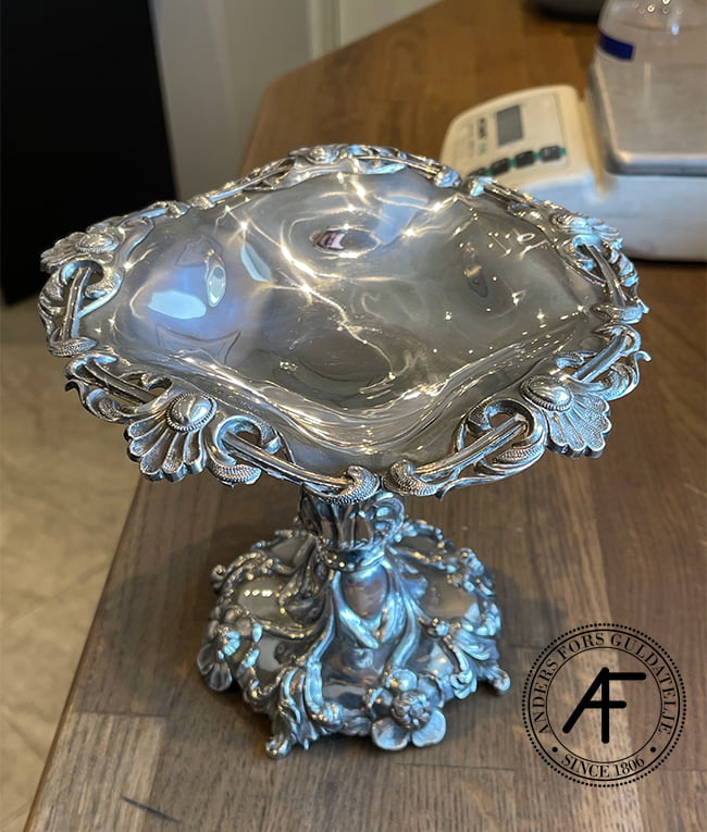 renoverat silverföremål